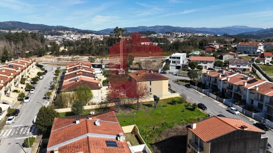 Moradia T3 para Venda em Loureira Foto 16