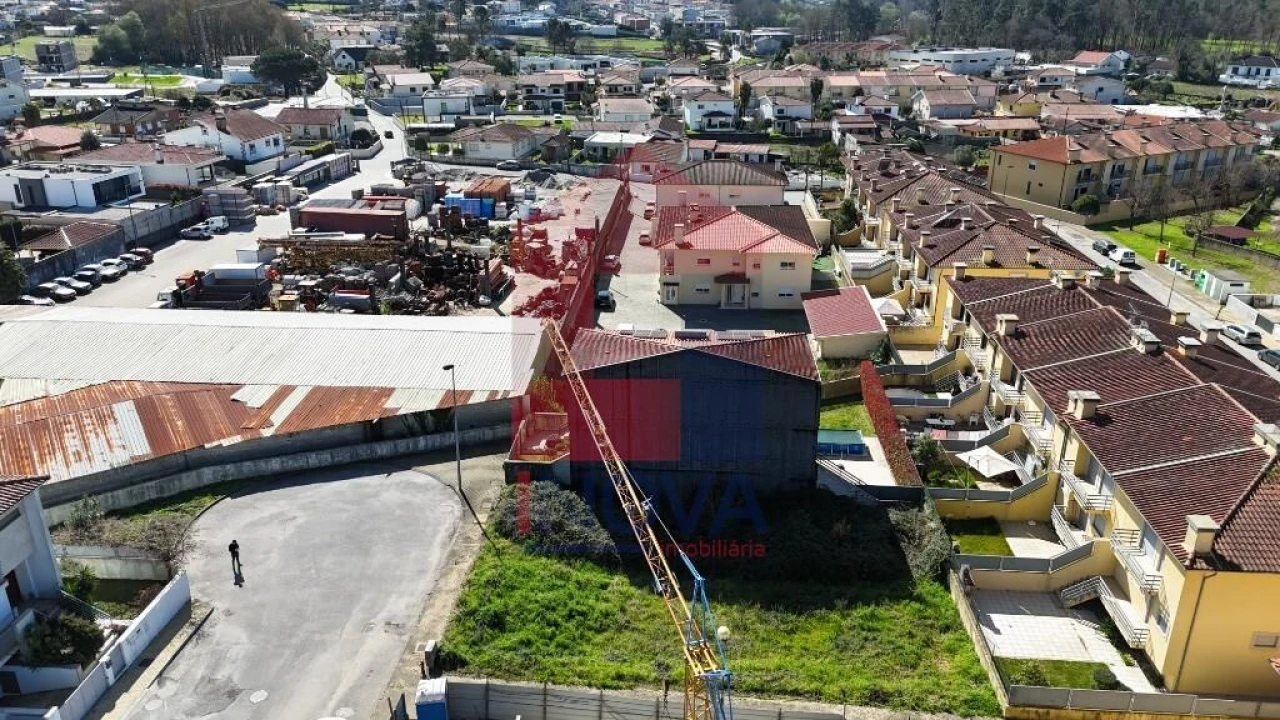 Moradia T3 para Venda em Loureira Foto 12