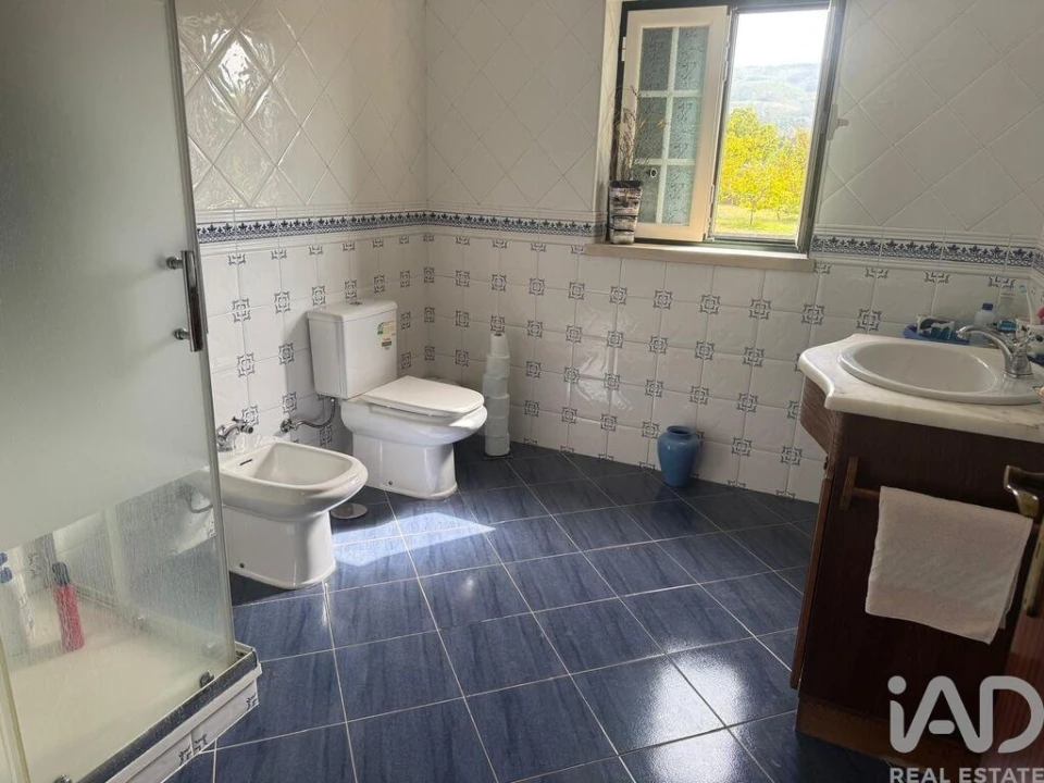 Moradia T3 para Venda em Alcobaça e Vestiaria Foto 25