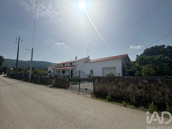 Moradia T3 para Venda em Alcobaça e Vestiaria Foto 4