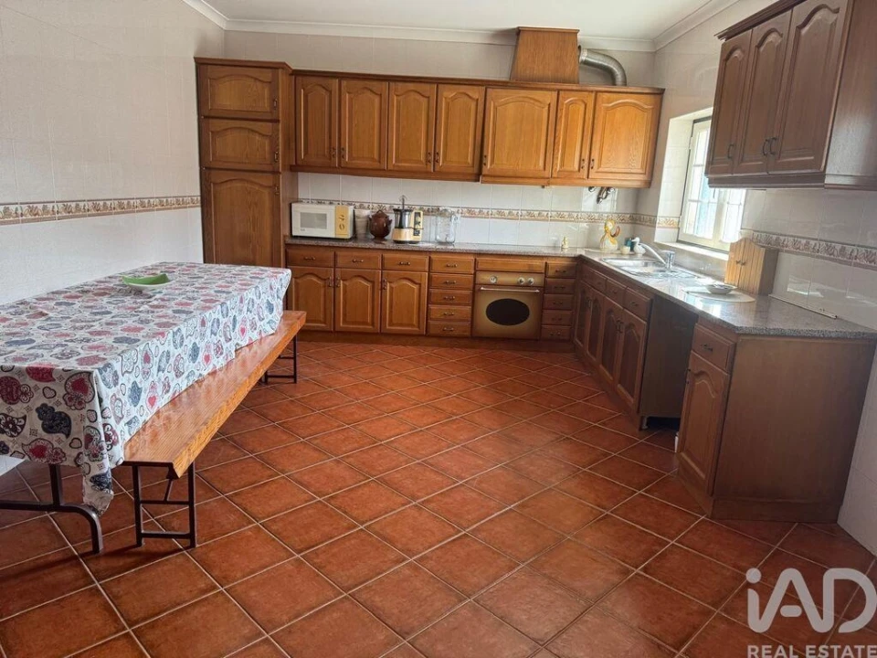 Moradia T3 para Venda em Alcobaça e Vestiaria Foto 35