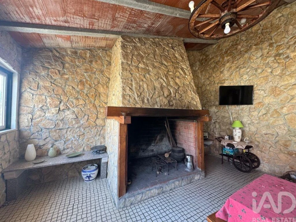 Moradia T3 para Venda em Alcobaça e Vestiaria Foto 12