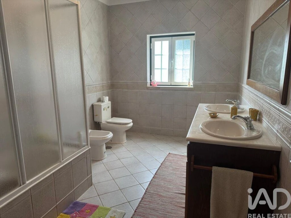 Moradia T3 para Venda em Alcobaça e Vestiaria Foto 16