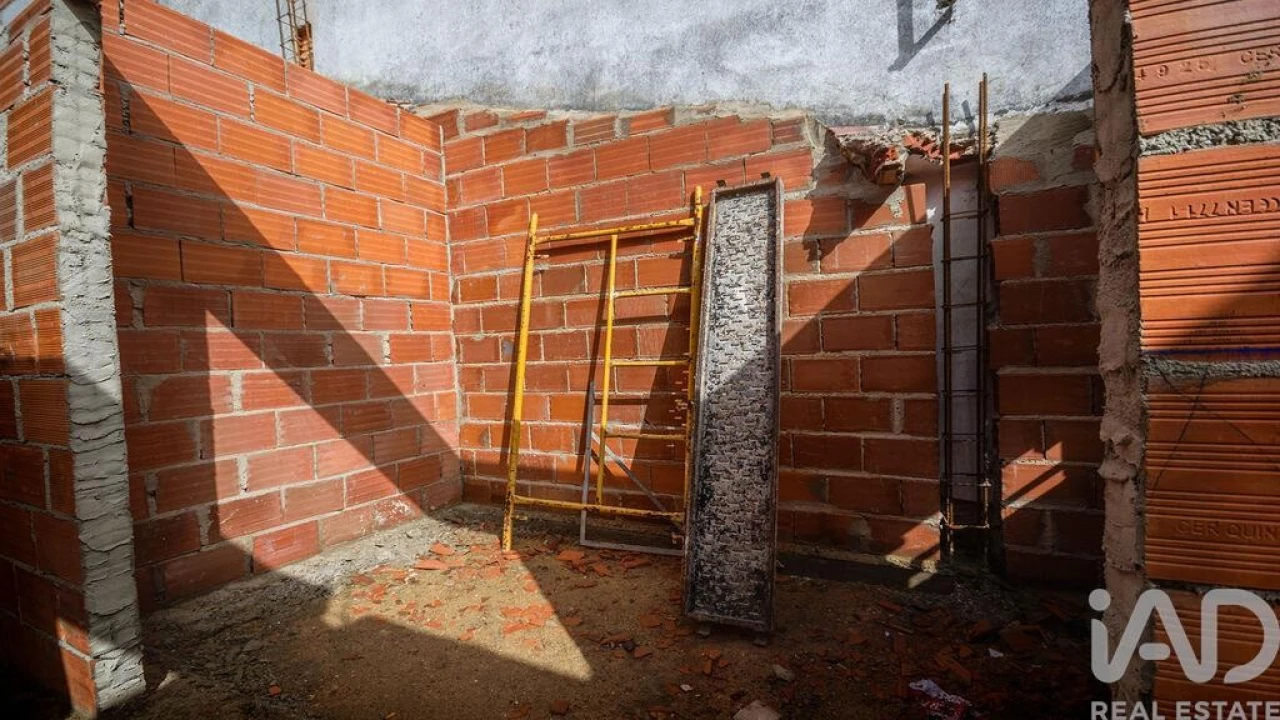 Moradia T2 para Venda em Almeirim Foto 19