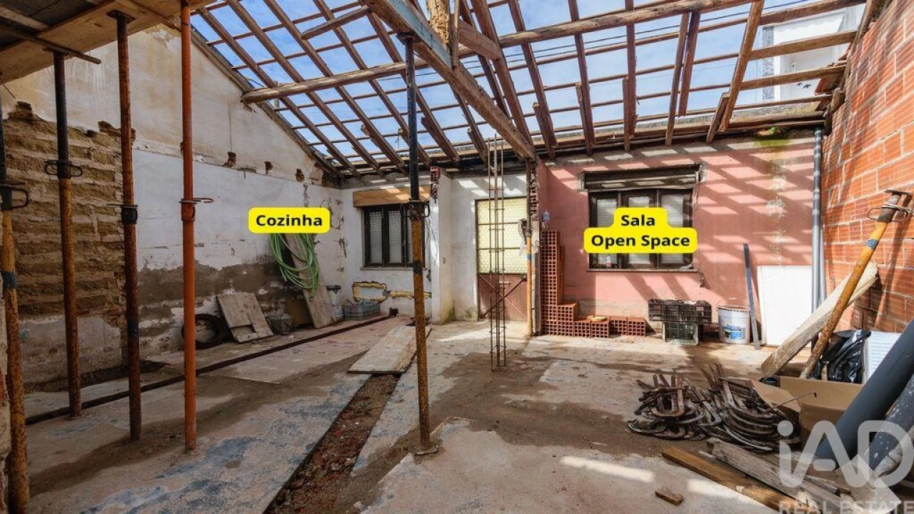 Moradia T2 para Venda em Almeirim Foto 5