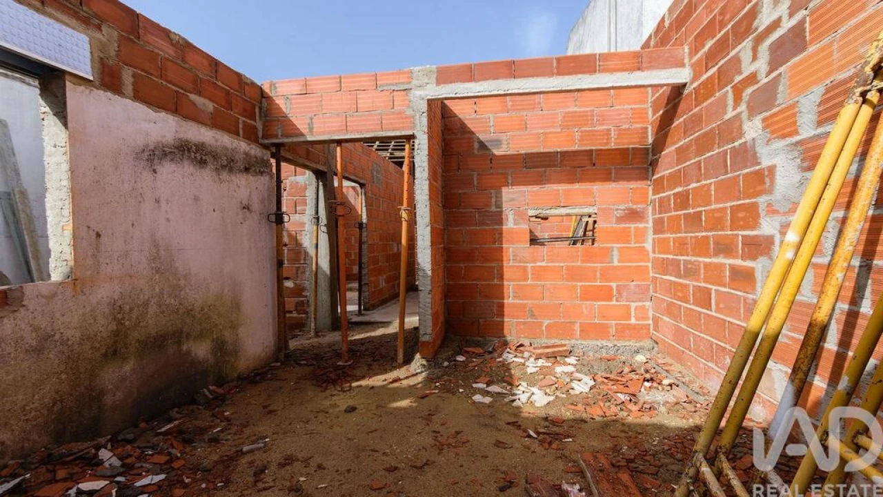 Moradia T2 para Venda em Almeirim Foto 17