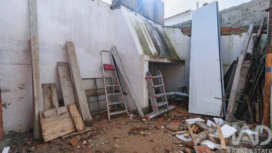 Moradia T2 para Venda em Almeirim Foto 23