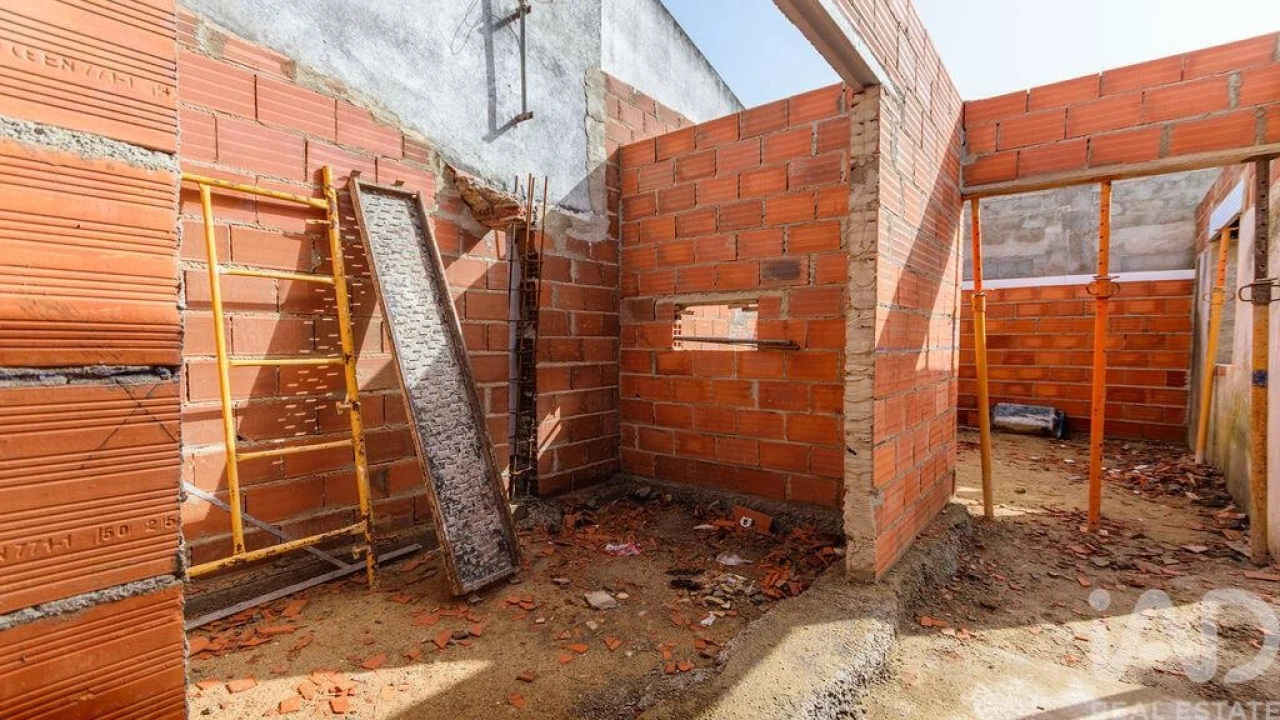 Moradia T2 para Venda em Almeirim Foto 18