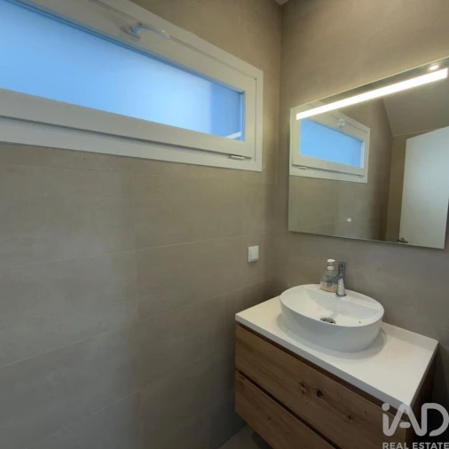 Moradia T3 para Arrendamento em Rio de Mouro Foto 10