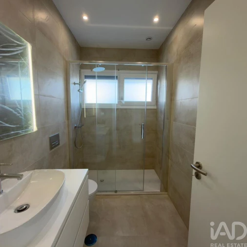 Moradia T3 para Arrendamento em Rio de Mouro Foto 16