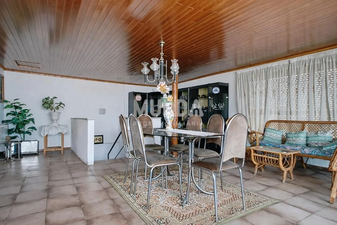 Moradia T5 para Venda em Santa Maria Maior Foto 29