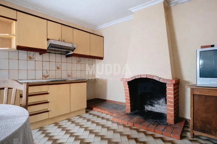 Moradia T5 para Venda em Santa Maria Maior Foto 28