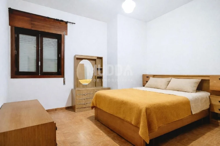 Moradia T5 para Venda em Santa Maria Maior Foto 23