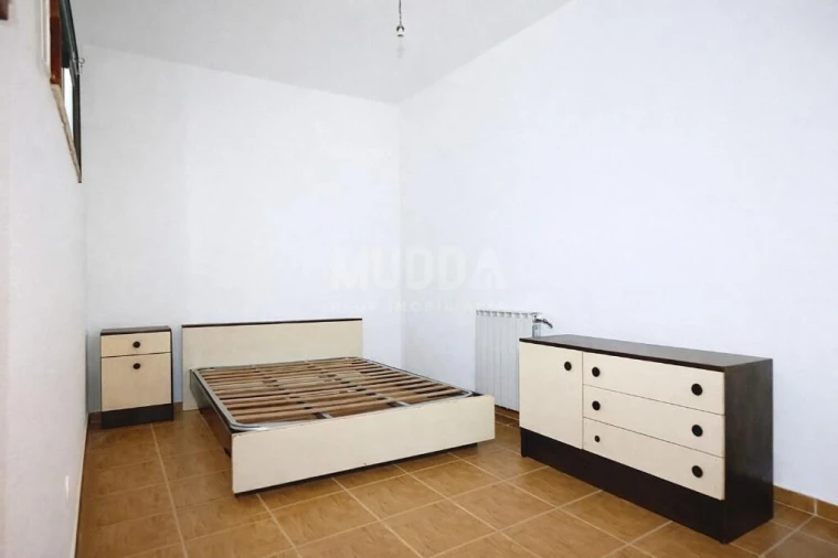 Moradia T5 para Venda em Santa Maria Maior Foto 14