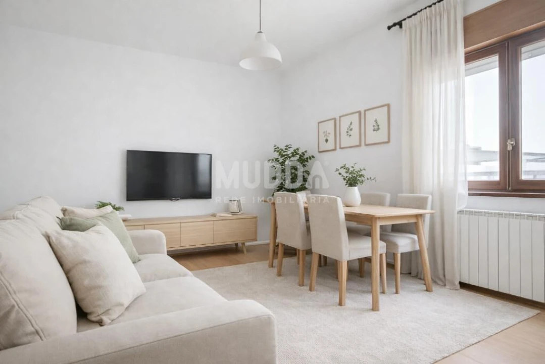 Moradia T5 para Venda em Santa Maria Maior Foto 1