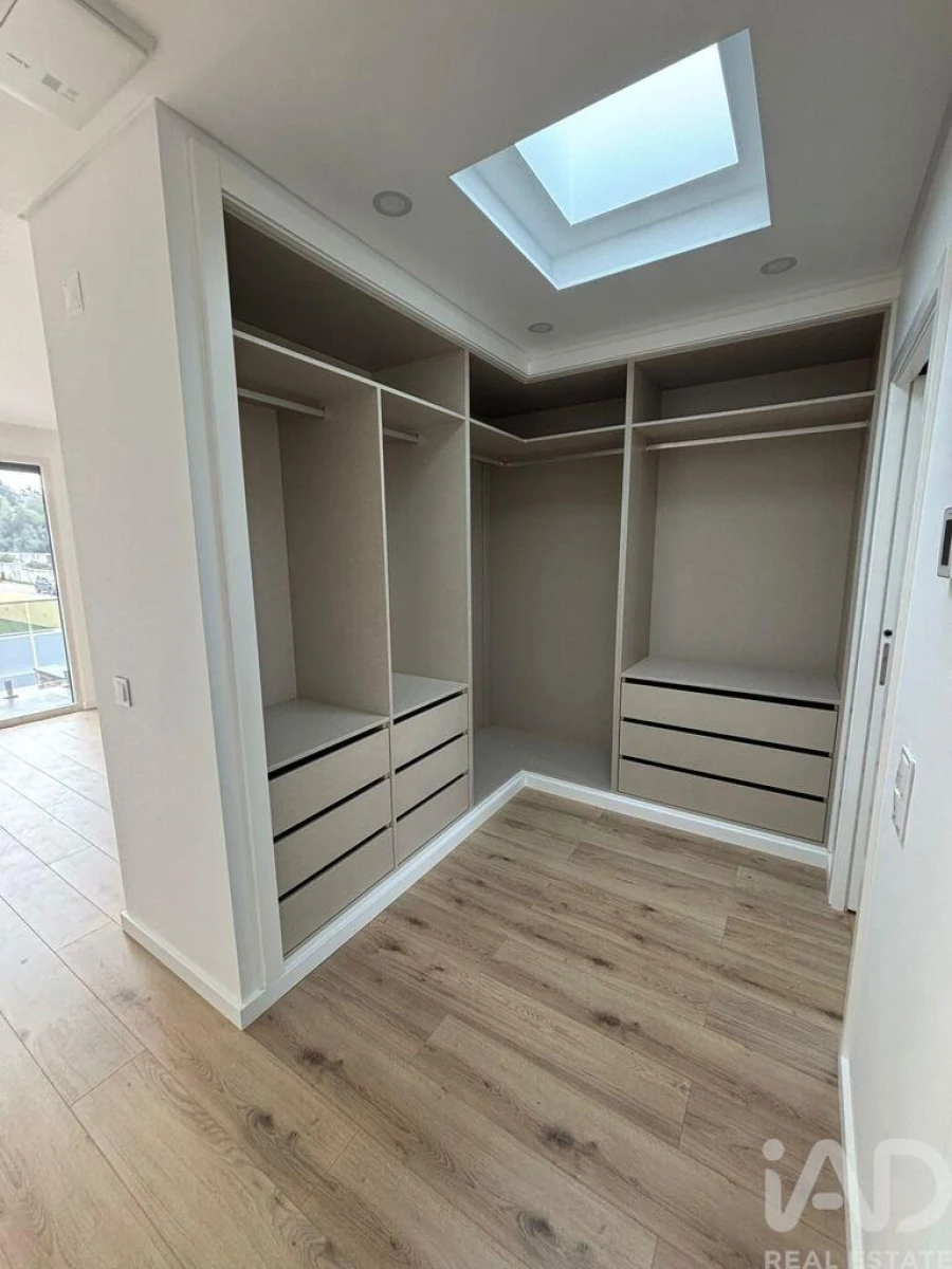 Moradia T4 para Venda em Azeitão (São Lourenço e São Simão) Foto 17