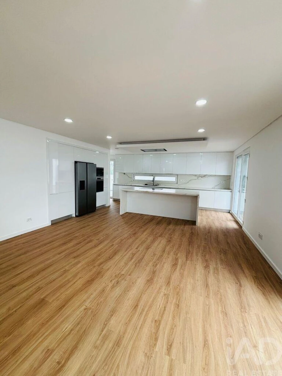 Moradia T4 para Venda em Azeitão (São Lourenço e São Simão) Foto 13