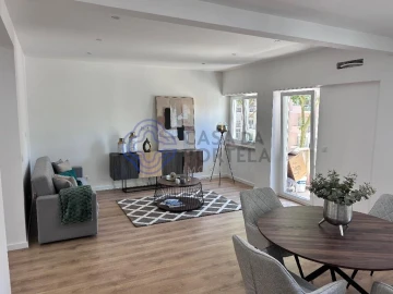 Apartamento T3 para Venda em Benfica