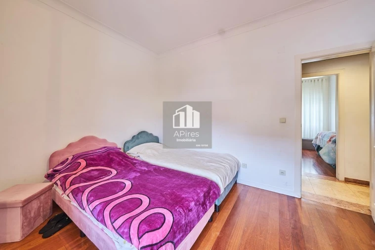 Apartamento T3 para Venda em Almada, Cova da Piedade, Pragal e Cacilhas Foto 11