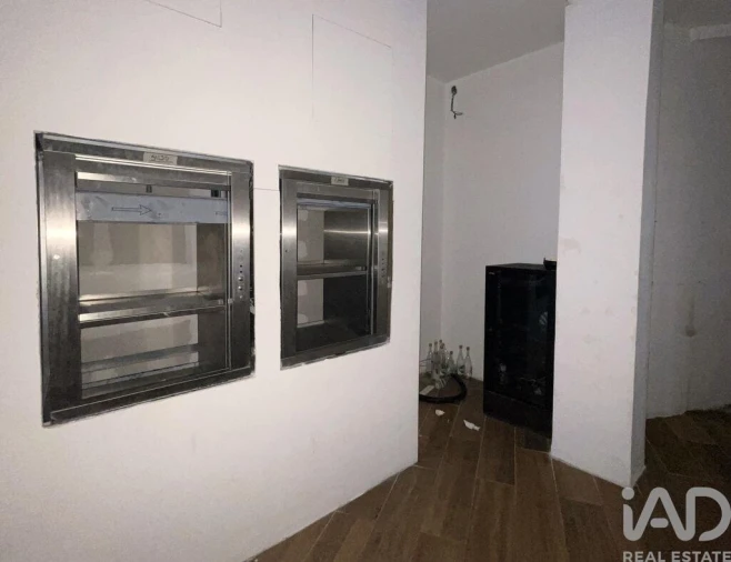 Loja para Arrendamento em Arroios Foto 5