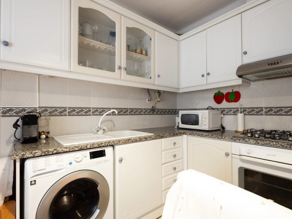 Apartamento T1 para Venda em Buarcos Foto 13