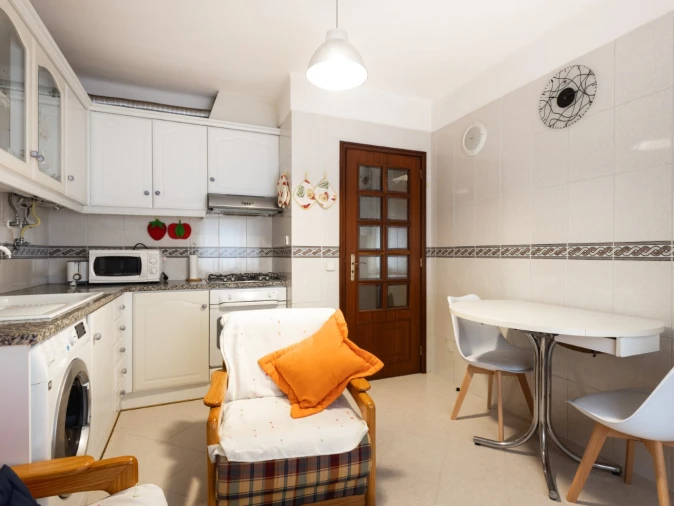 Apartamento T1 para Venda em Buarcos Foto 12