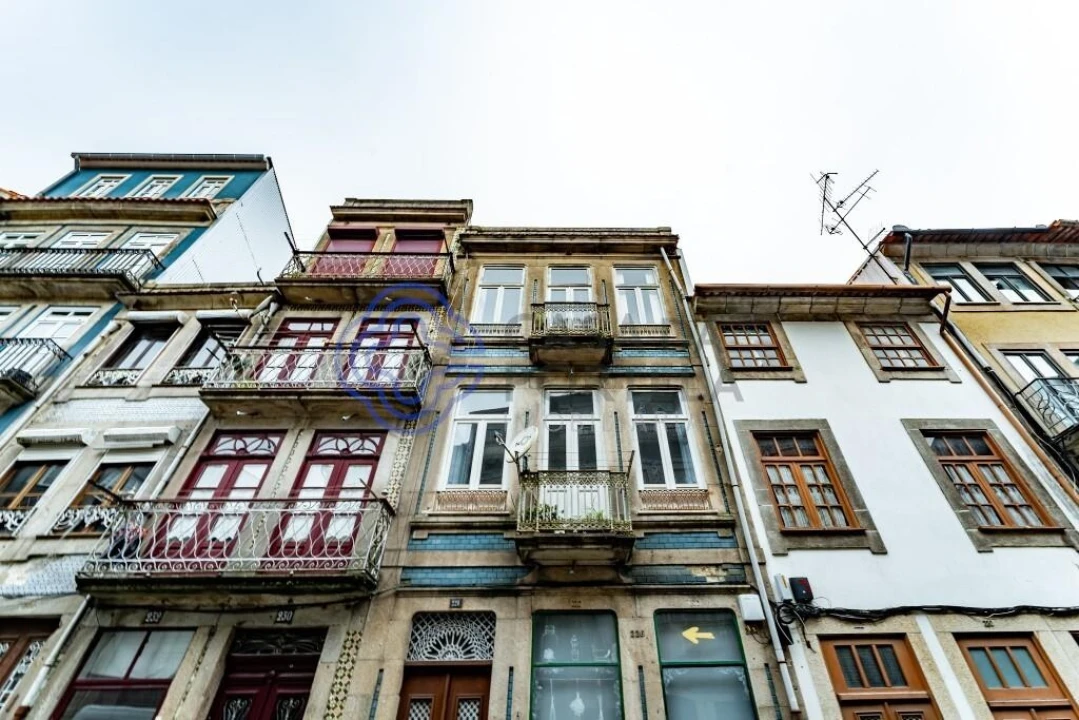 Prédio para Venda em Cedofeita, Santo Ildefonso, Sé, Miragaia, São Nicolau e Vitória Foto 1
