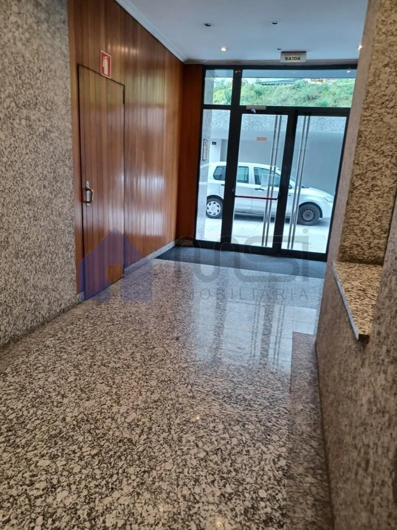 Apartamento T1 para Venda em Lordelo do Ouro e Massarelos Foto 2
