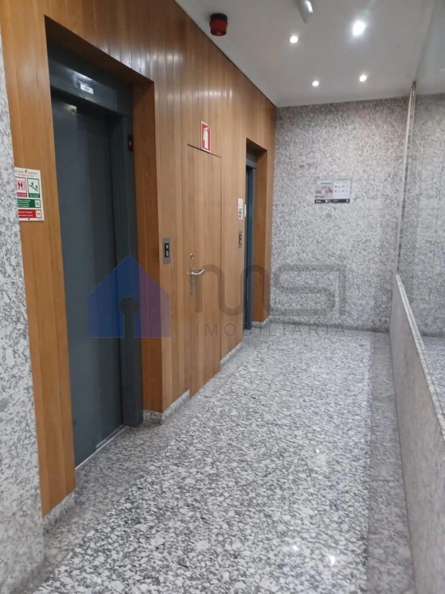 Apartamento T1 para Venda em Lordelo do Ouro e Massarelos Foto 4