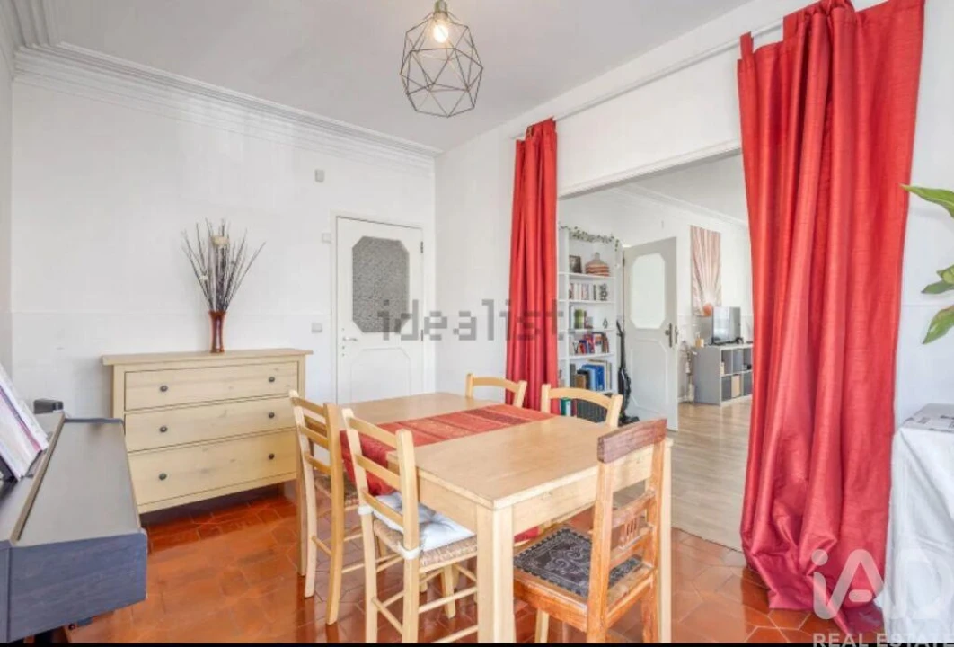 Moradia T4 para Venda em São Mamede de Infesta e Senhora da Hora Foto 4