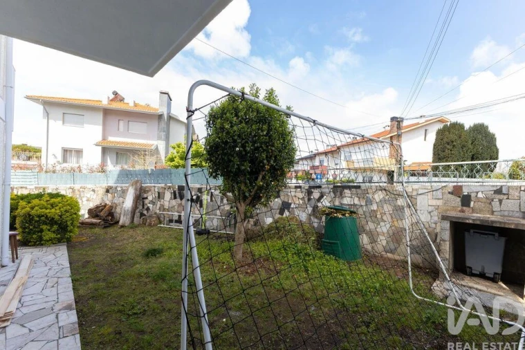 Moradia T4 para Venda em São Mamede de Infesta e Senhora da Hora Foto 24