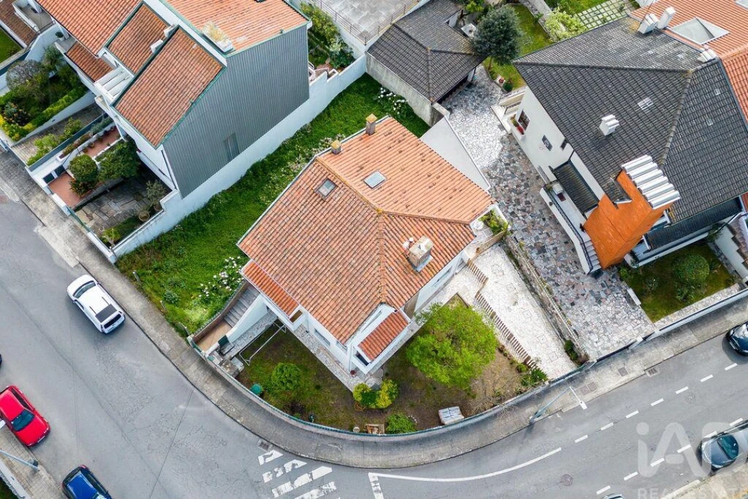 Moradia T4 para Venda em São Mamede de Infesta e Senhora da Hora Foto 28