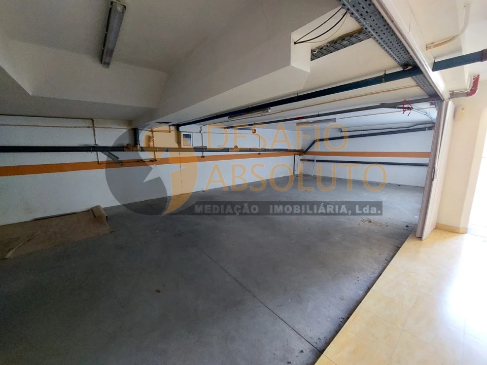 Garagem para Venda em Setubal (São Sebastião) Foto 5