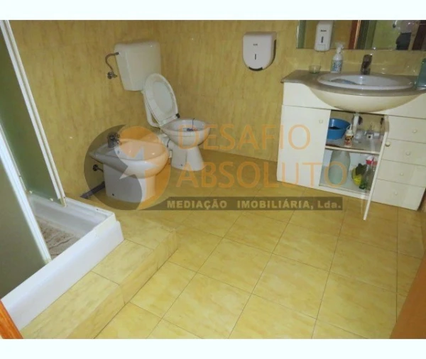 Garagem para Venda em Setubal (São Sebastião) Foto 8