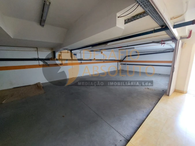 Garagem para Venda em Setubal (São Sebastião) Foto 5