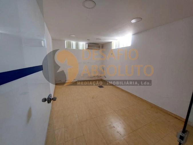 Garagem para Venda em Setubal (São Sebastião) Foto 13