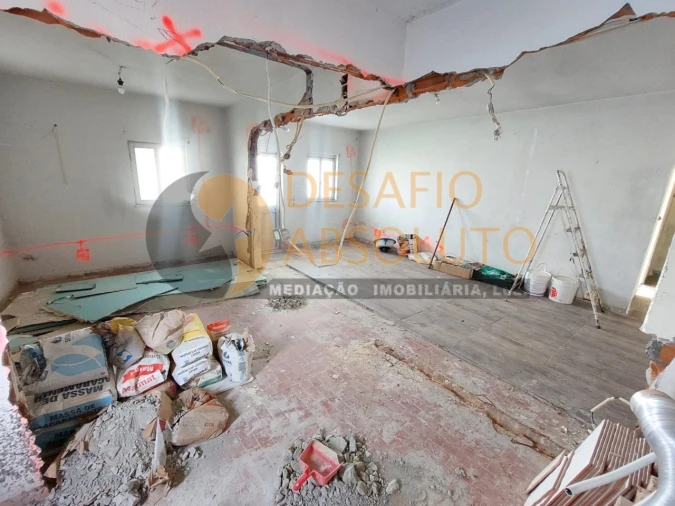 Moradia T3 para Venda em Sesimbra (Castelo) Foto 14