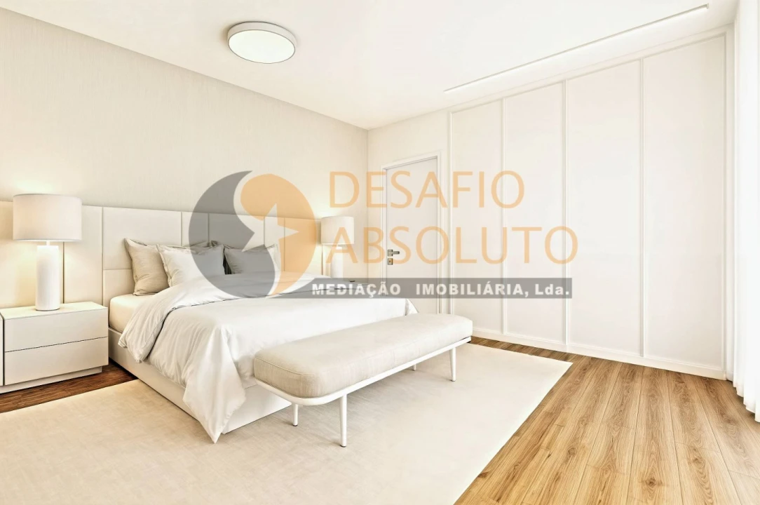 Moradia T4 para Venda em Fernao Ferro Foto 12