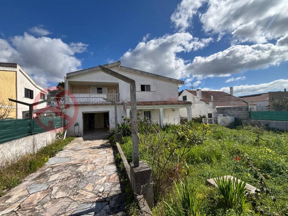 Moradia T4 para Venda em Sesimbra (Castelo) Foto 3