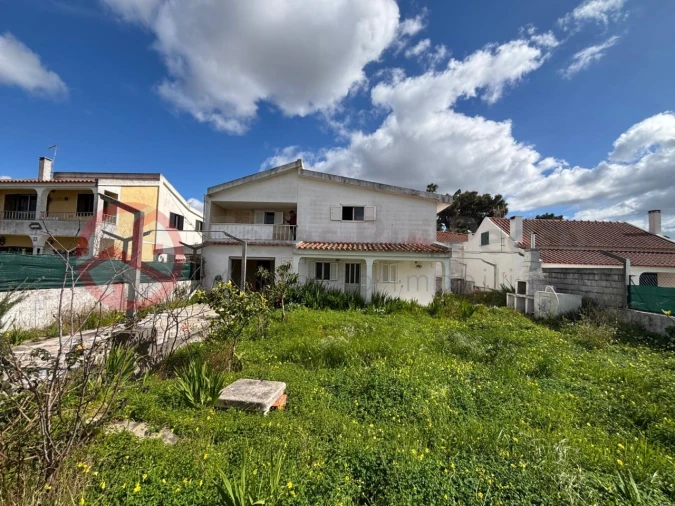 Moradia T4 para Venda em Sesimbra (Castelo) Foto 2