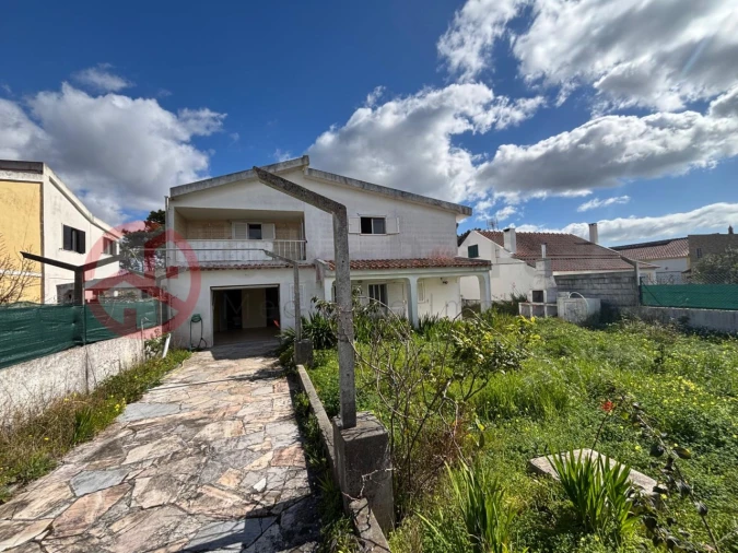 Moradia T4 para Venda em Sesimbra (Castelo) Foto 3