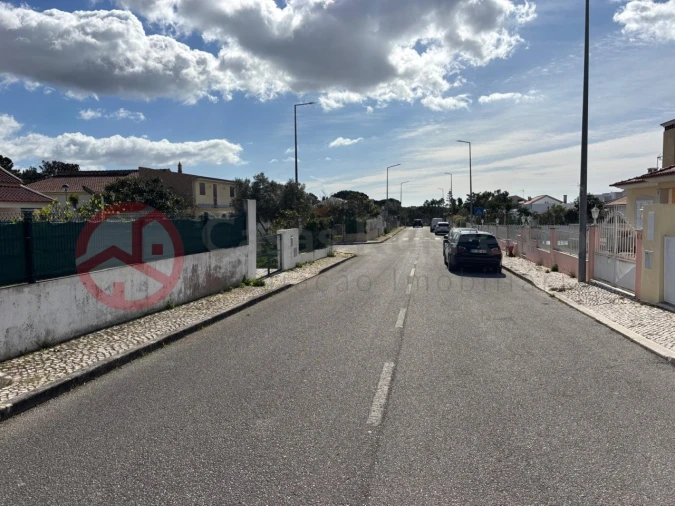 Moradia T4 para Venda em Sesimbra (Castelo) Foto 39