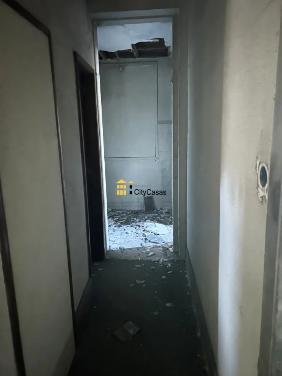 Prédio para Venda em Milheiros Foto 10