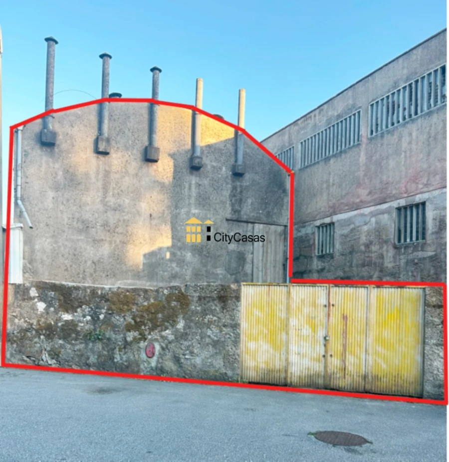 Prédio para Venda em Milheiros Foto 2