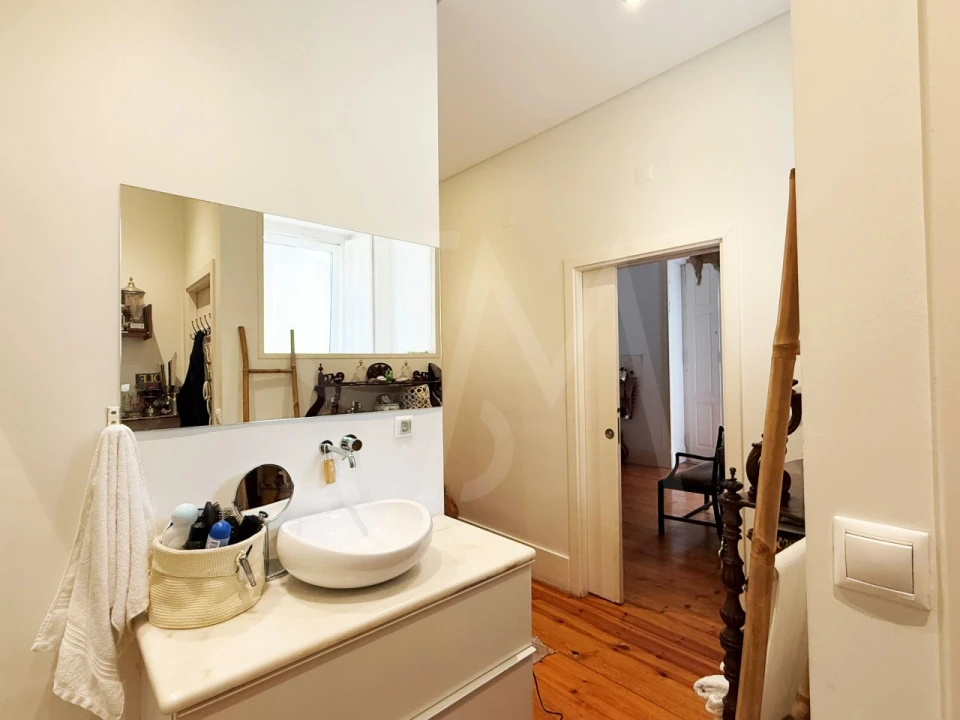 Apartamento T5 para Venda em Avenidas Novas Foto 44