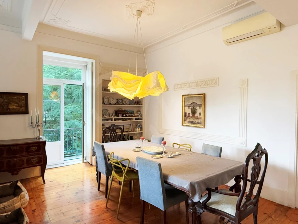 Apartamento T5 para Venda em Avenidas Novas Foto 16