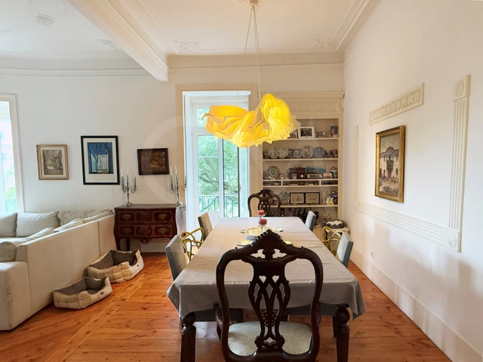 Apartamento T5 para Venda em Avenidas Novas Foto 17