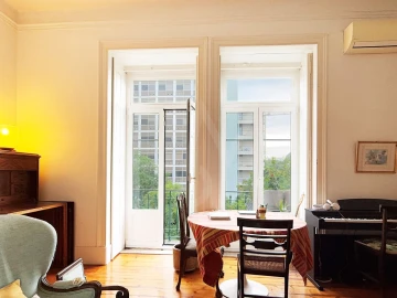 Apartamento T5 para Venda em Avenidas Novas