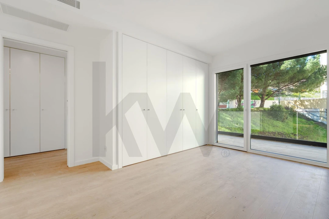 Apartamento T2 para Venda em Oeiras e São Julião da Barra, Paço de Arcos e Caxias Foto 17