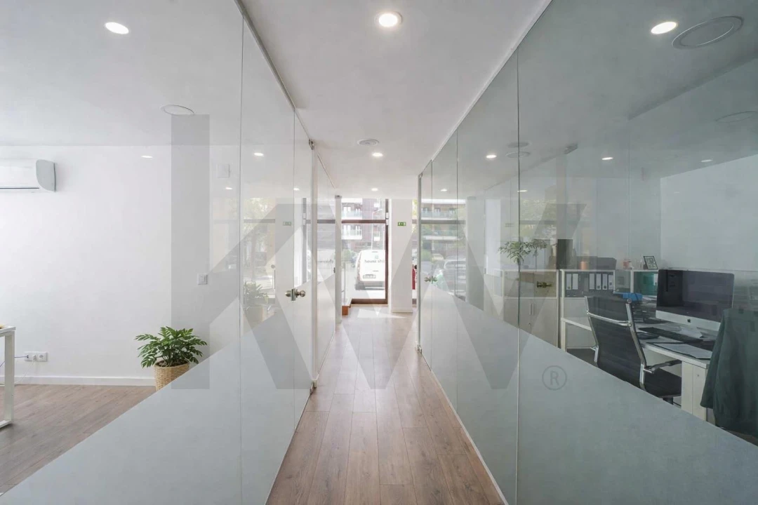 Escritório para Venda em Sacavém e Prior Velho Foto 4